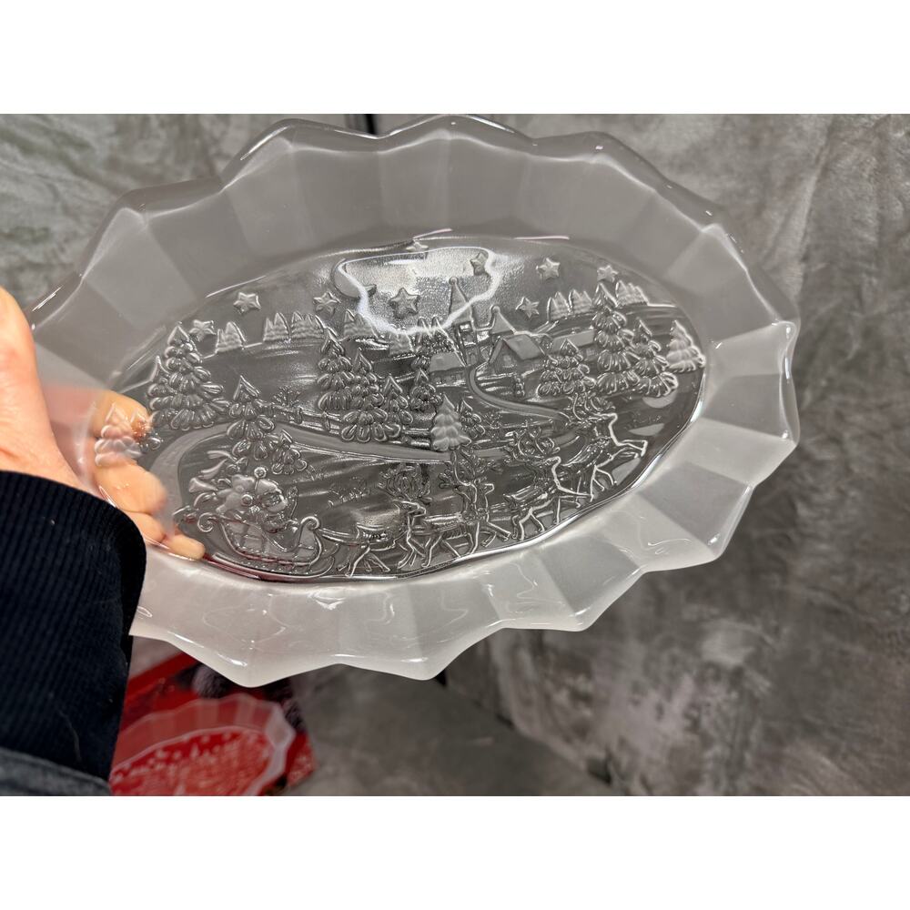 Mikasa NOS Frosted Glass Christmas Winter Village Serving Tray w Box - Picture 5 of 8